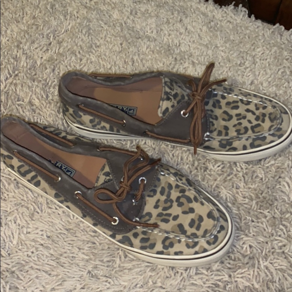 Sperry top sliders leopard print size 8 1/2